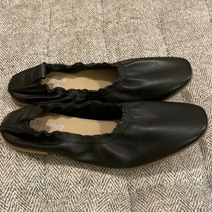 Chelsea Crew black label flats size EU 38